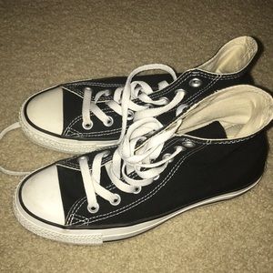 Black converse